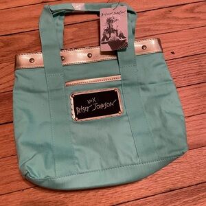 NWT Betsey Johnson handbag/ purse